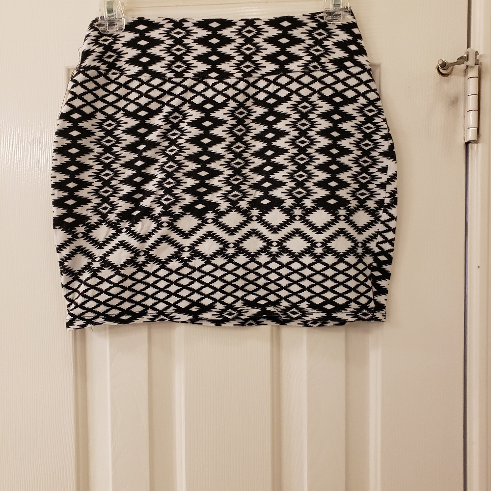 Black and White Mini Skirt